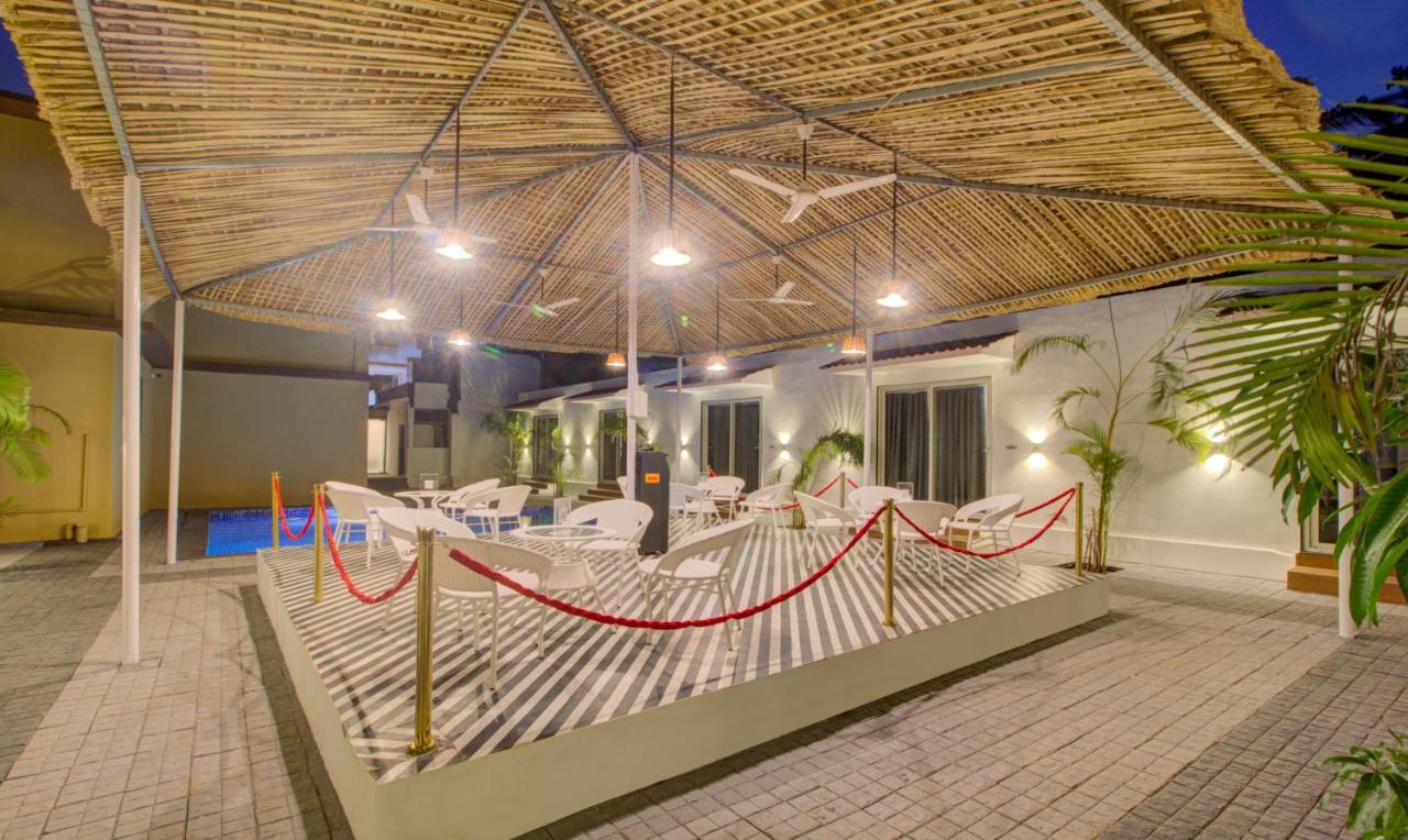 Treebo Code Red Otel Morjim Dış mekan fotoğraf